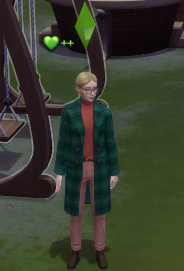 Sim relationship panel showing the romance bar growing after flirty text exchanges